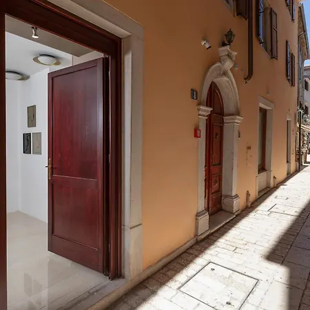 ベッド・アンド・ブレックファスト H - ポレッチ