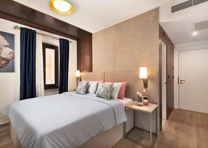 H - Bed and breakfast 4*